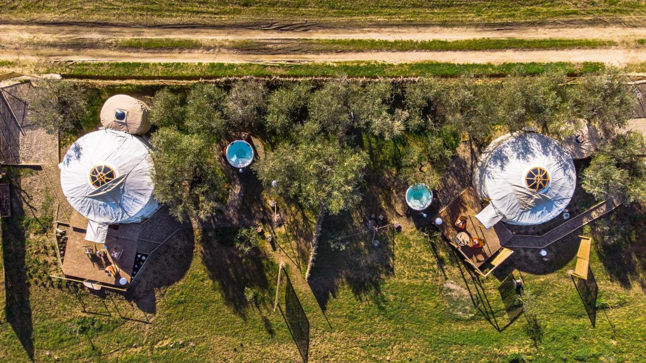 2 Cuori E 1 Yurta Glamping In Tuscany - Adults Only Asciano Exterior photo